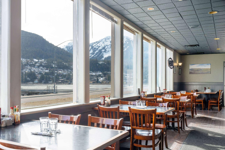 Food & Drinks 5, Ramada by Wyndham Juneau, Juneau