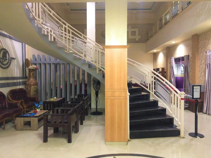 Public Area, MS Hotel Pinrang Mitra RedDoorz, Pinrang