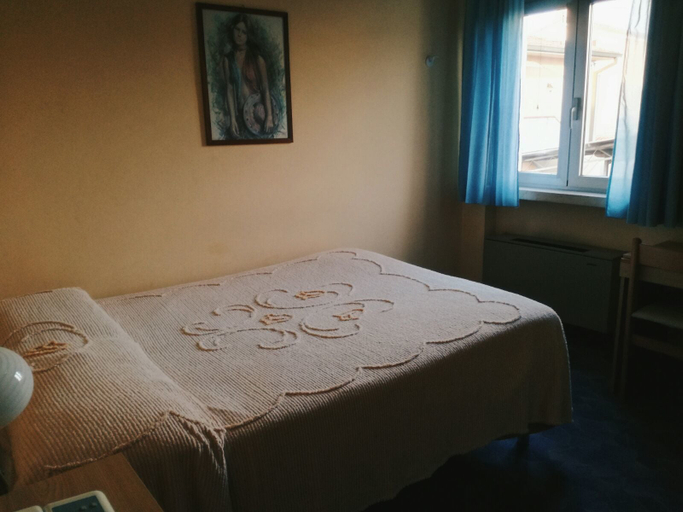 Bedroom 3, Hotel ONE, Lucca