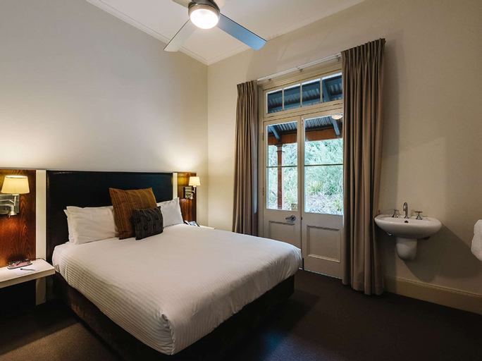 Bedroom 19
