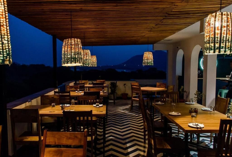 Food & Drinks 5, Casa Blanca LakeCity, Udaipur
