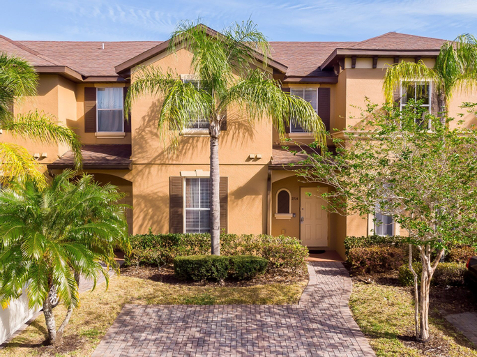 The Regal Hideaway, Polk