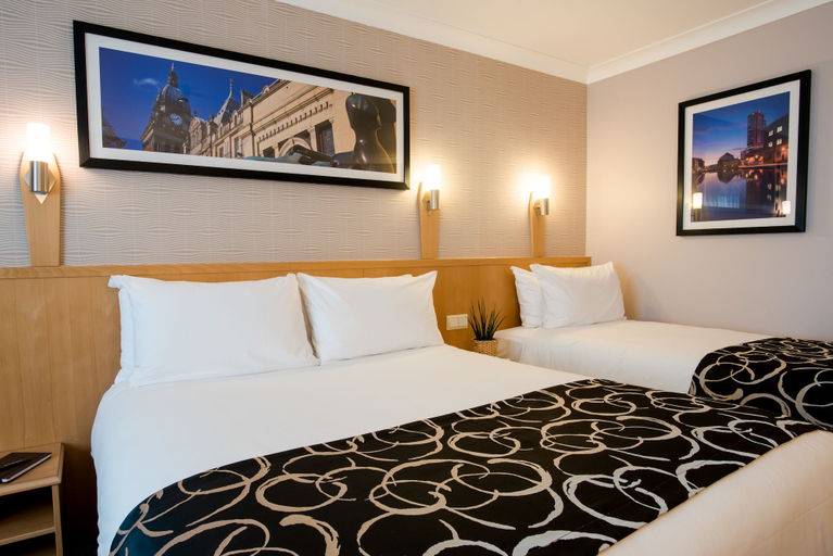 Bedroom 2, Clayton Hotel Leeds, Leeds