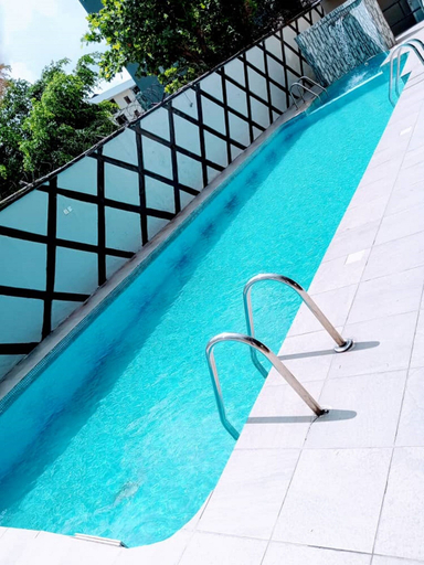Sport & Beauty 2, Glee Hotel, Eti-Osa