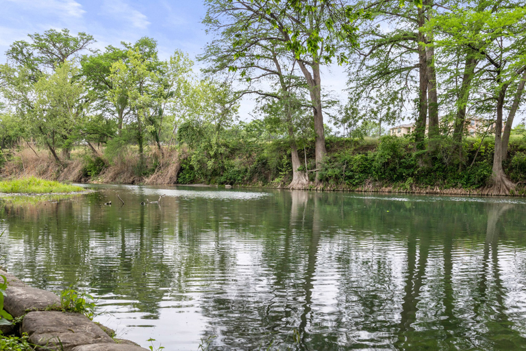 Others 5, Hacienda del Rio, Comal