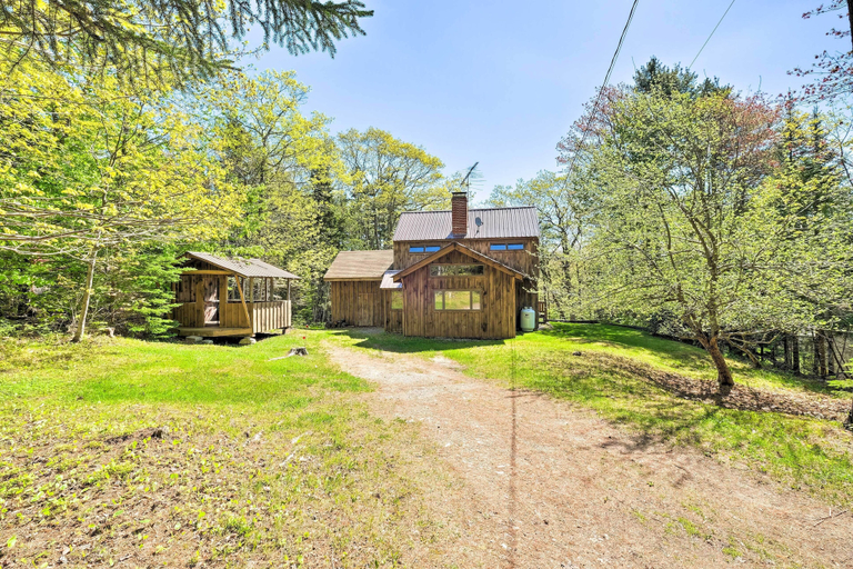 Exterior & Views 2, Boothbay Harbor Cabin w/ Spacious Deck & Yard!, Lincoln