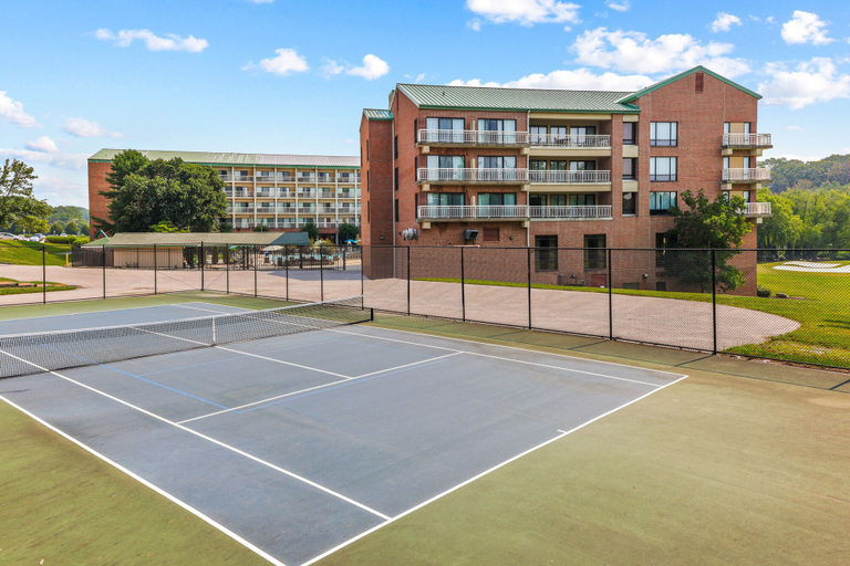 Exterior & Views 2, Turf Valley Resort, Howard