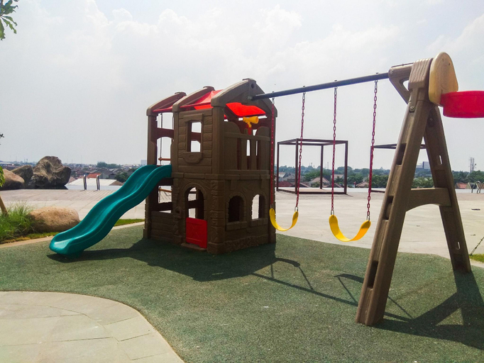 Others 2, Best Studio Apt @ Grand Kamala Lagoon By Travelio, Bekasi