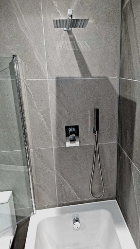 Bathroom 3, LMK, Ground floor, 1BR Apt Free parking EV charger, Belfast