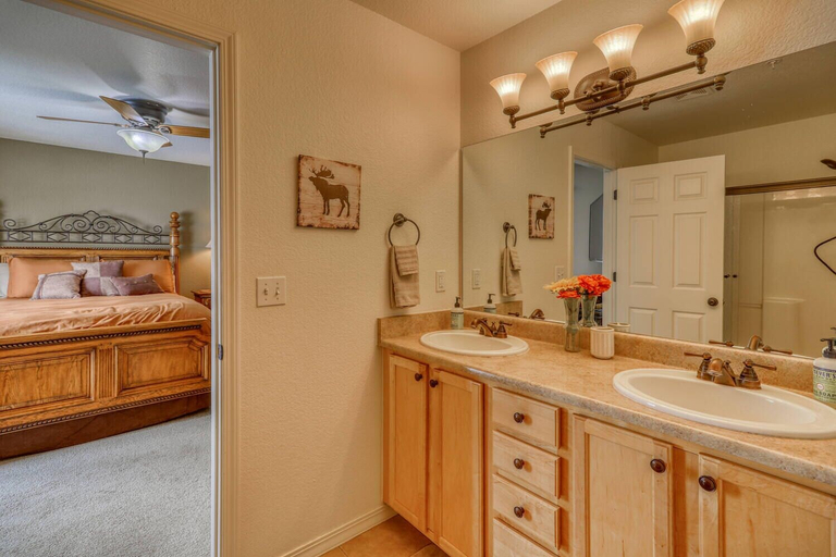 Bathroom 3, Adventure Awaits, Archuleta