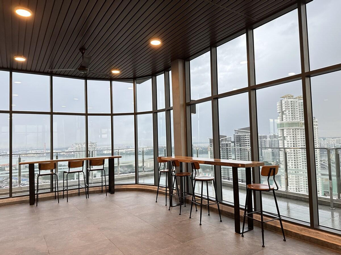 Food & Drinks 4, SKS Hotel Style Studio 5min to CIQ, Johor Bahru