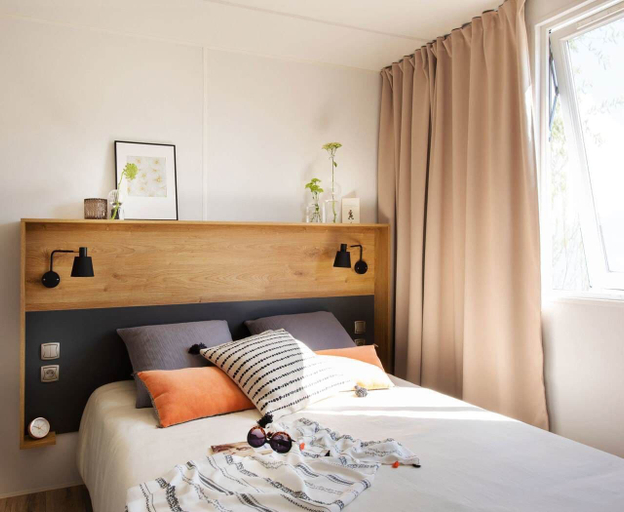 Bedroom 3, Camping l'Air Marin, Hérault