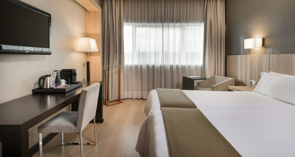 Bedroom 3, NH Madrid Ribera del Manzanares, Madrid
