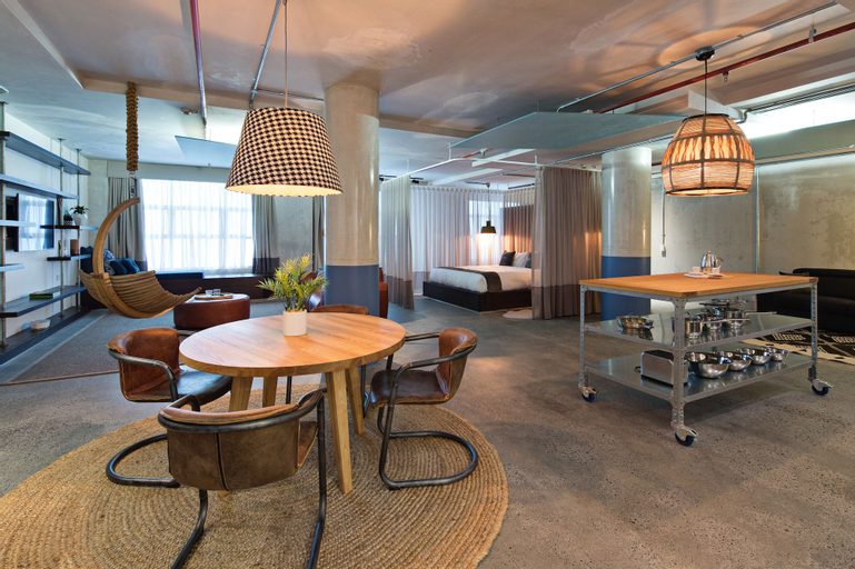 Dining Room 7