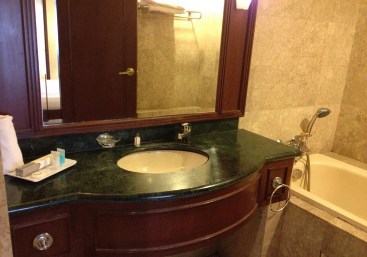 Bathroom 3, Perfect Suite at Taragon Puteri Bintang, Kuala Lumpur