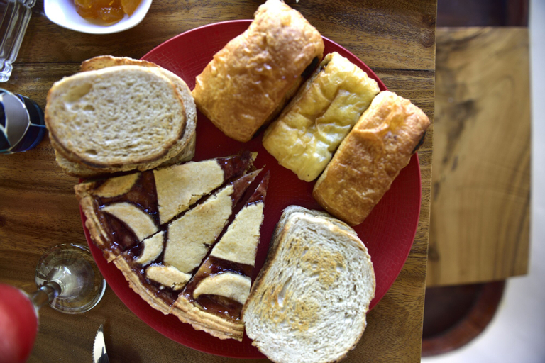 Food & Drinks 11