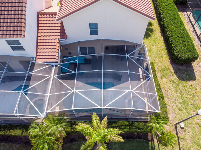 Exterior & Views 2, Paradise Found, Polk