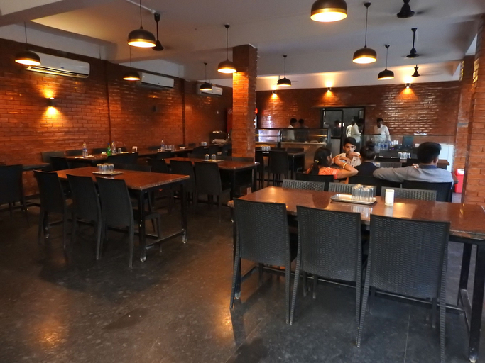 Food & Drinks 4, Hotel Akanksha, Bastar