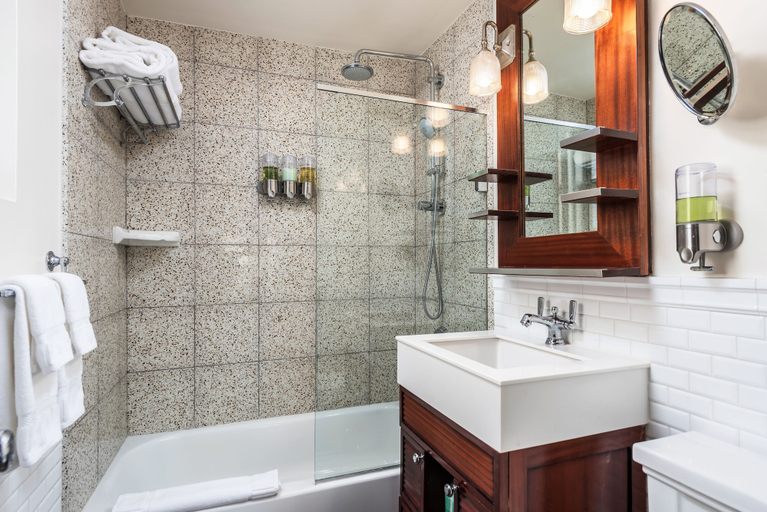 Bathroom 5, National Hotel, an Ocean Front Resort, Adults Only, Miami-Dade