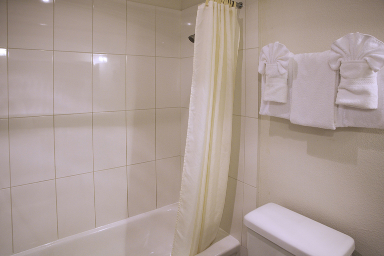 Bathroom 2