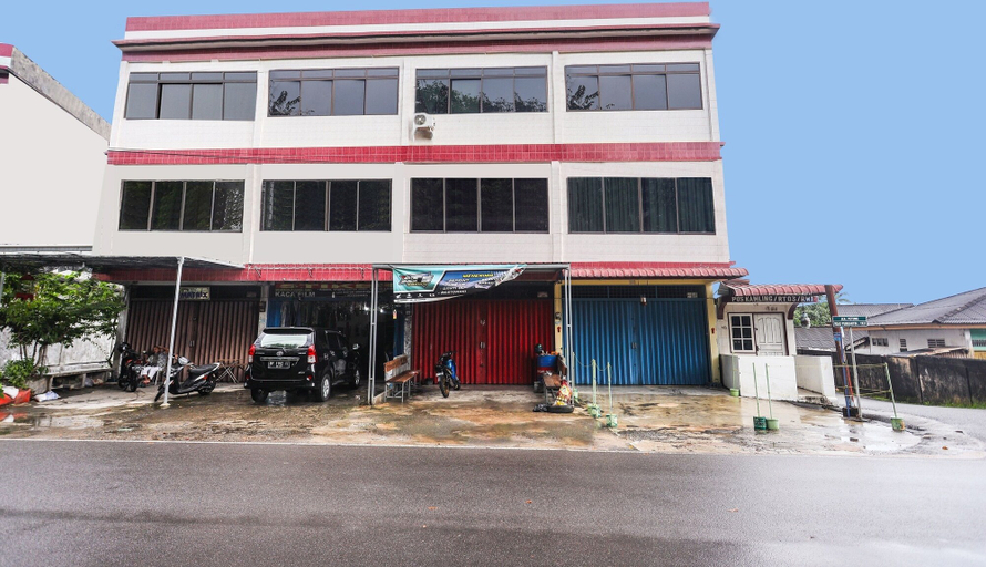 Exterior & Views 1, SPOT ON 92053 Bagus Stay, Tanjung Pinang