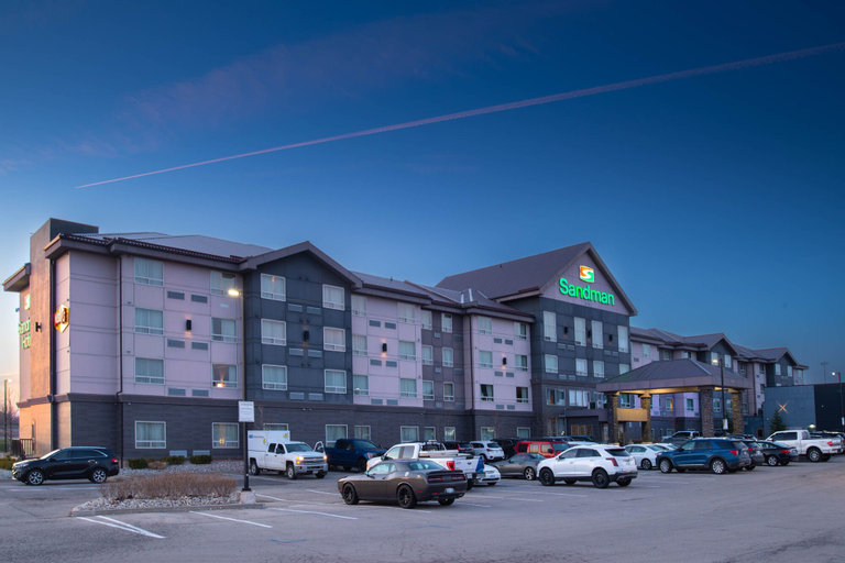 Sandman Hotel Oakville, Halton