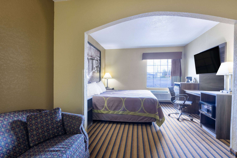 Bedroom 3, Super 8 by Wyndham Nixa/Springfield Area, Christian