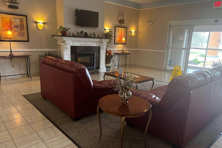 Public Area 3, Baymont by Wyndham Brenham, Washington