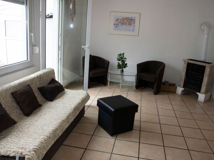 Living room 3, Detached Holiday Home With Fenced Garden, Ilm-Kreis