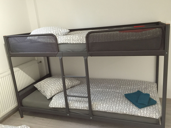 Bedroom 4, Villa Sunshine, Landes