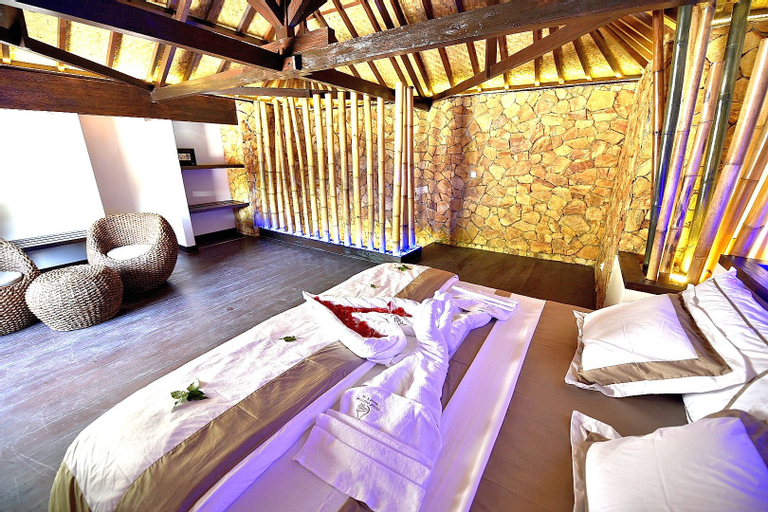 Bedroom 27