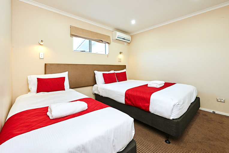 Bedroom 3, Auckland Airport Lodge, Manukau