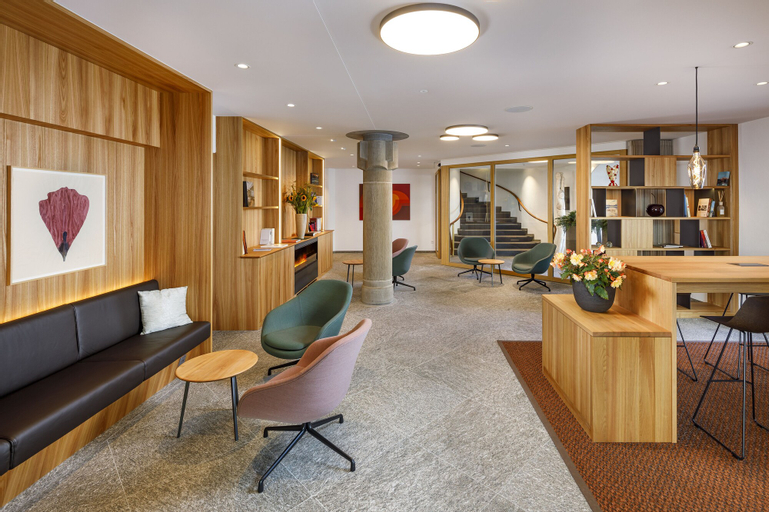 Public Area 3, City-Hotel Ochsen, Zug