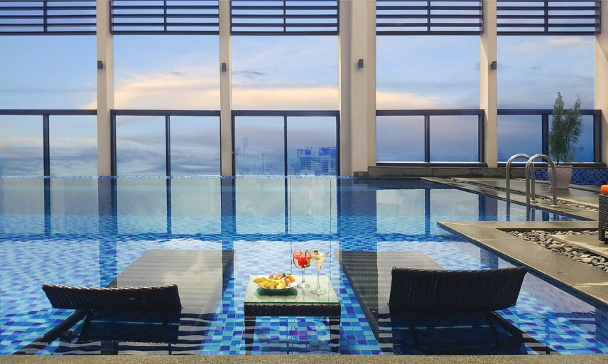 Sport & Beauty 2, Neo-Classic Condo 2BDR | View Beach| Rooftop pool, Da Nang