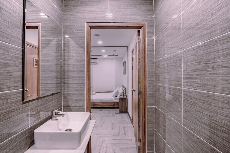 Bathroom 4, MINT HOTEL, District 1