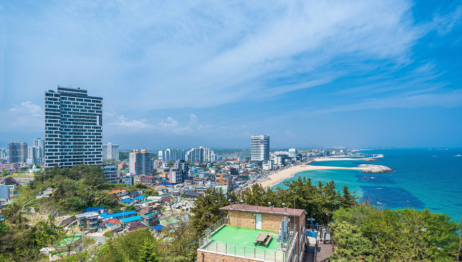 Exterior & Views 2, Sokcho I Park Suite Hotel and Resort, Goseong