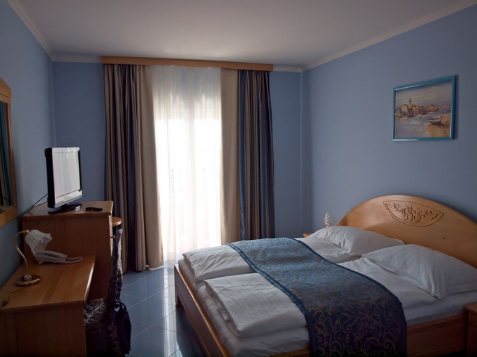 Bedroom 3, Hotel Miramare, Vodice