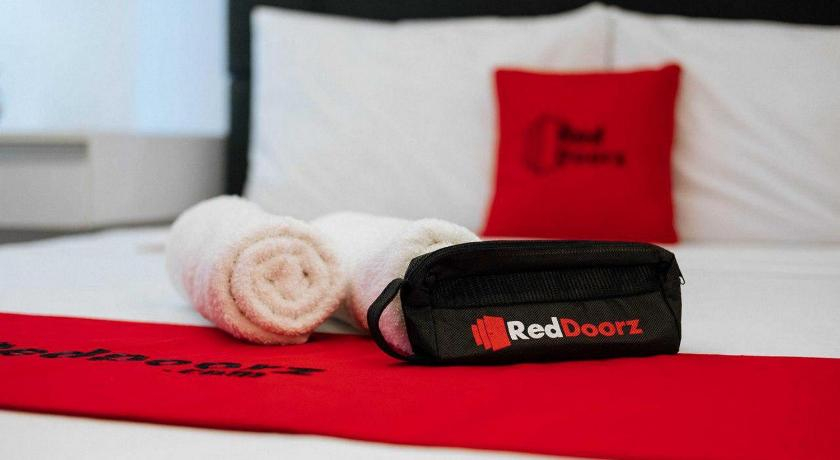 Sport & Beauty, RedDoorz Plus @ Taman Madiun, Madiun
