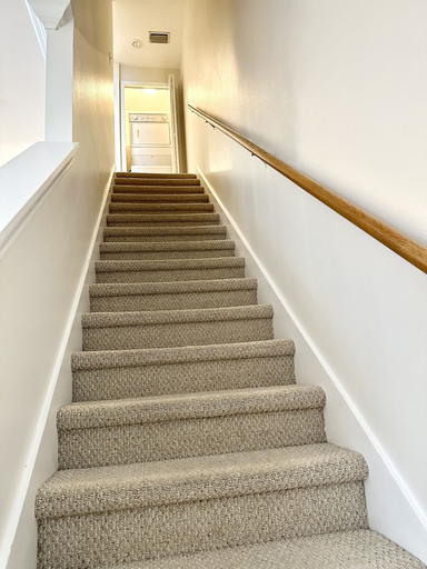 Others 4, 2 Level Home Central, Hillsborough