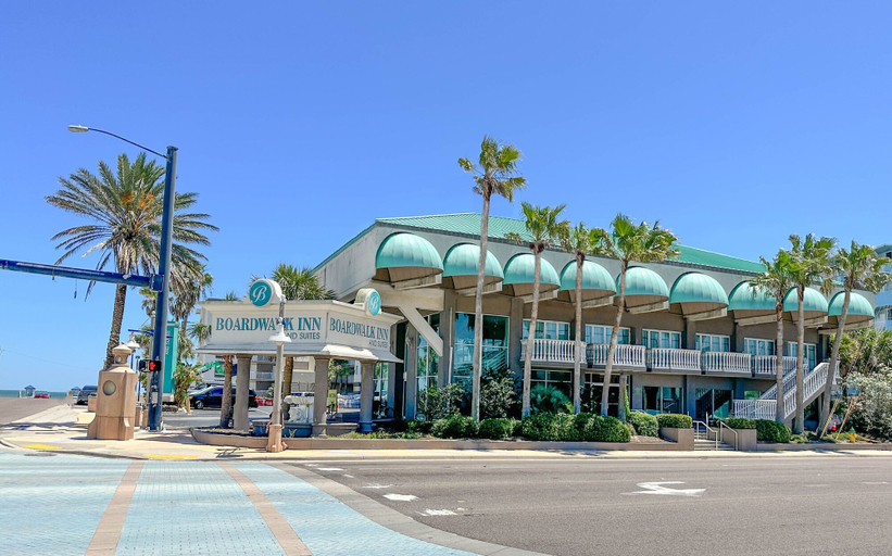 Exterior & Views 2, Boardwalk Inn and Suites, Volusia