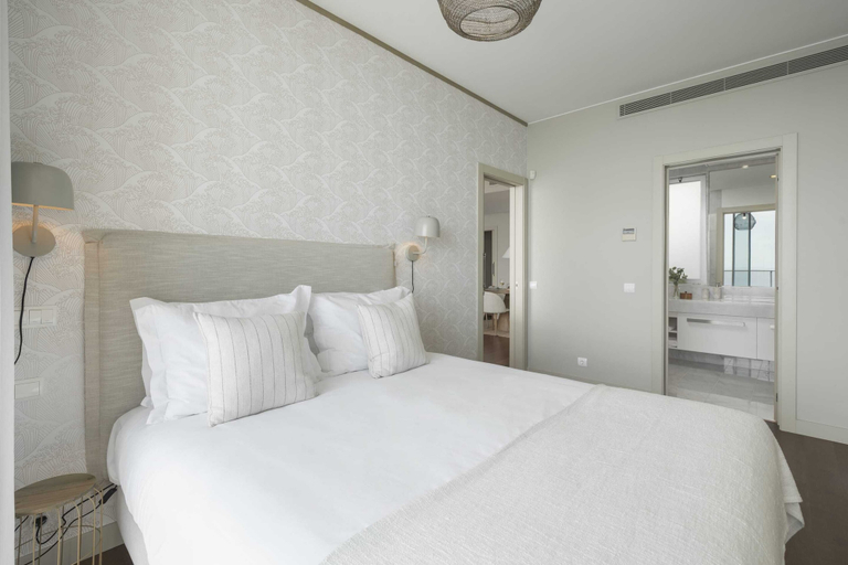 Bedroom 3, Luxury Holiday, sea View - Madeira Palace III, Funchal