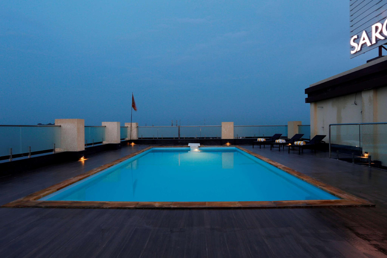 Sport & Beauty 2, Nataraj Sarovar Portico Jhansi, Jhansi