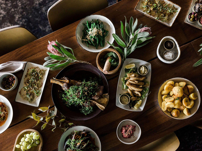 Food & Drinks 6