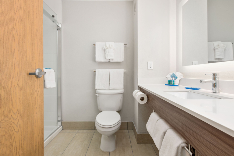 Bathroom 3