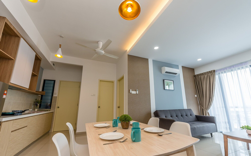 Dining Room 26