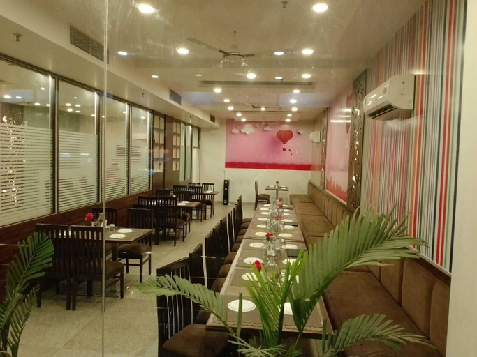 Food & Drinks 4, The Palm Hotel & Restaurant, Jaipur