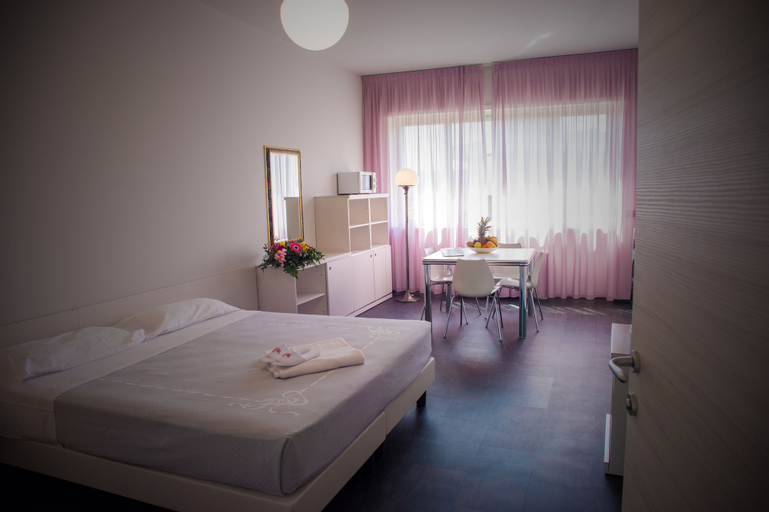 Bedroom 8