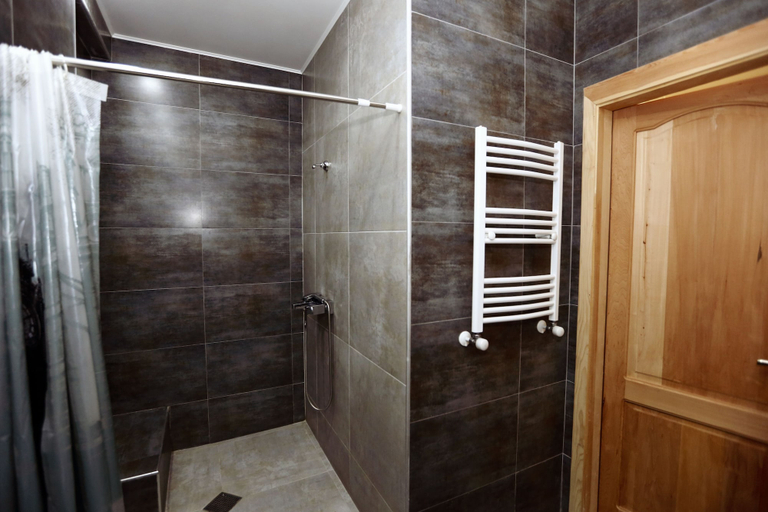 Bathroom 3, 3 Bedroom Apartment near Vake Park, Tbilisi