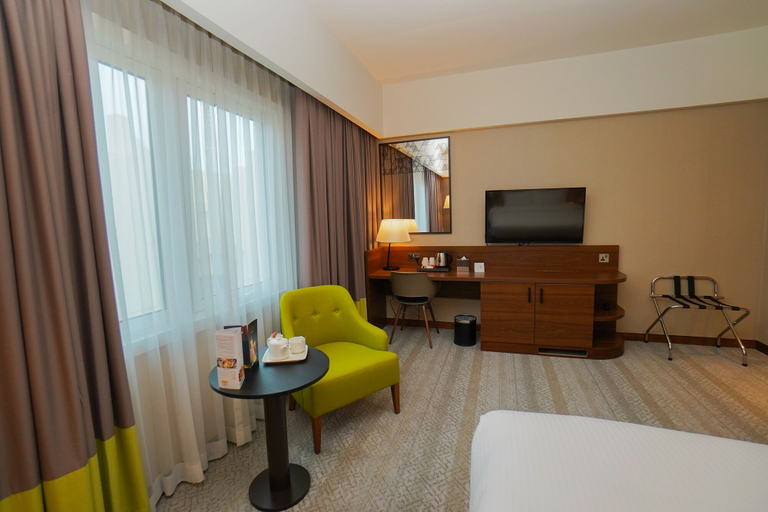 Bedroom 3, The Grand Lux Hotel, Doha