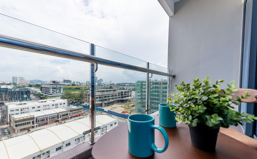 Exterior & Views 6